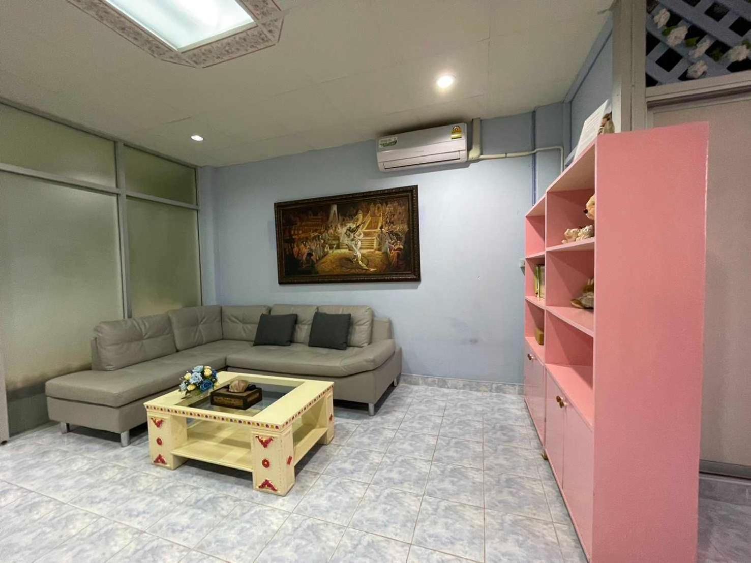 Oyo 75486 Anna Residence Jomtien Exterior foto