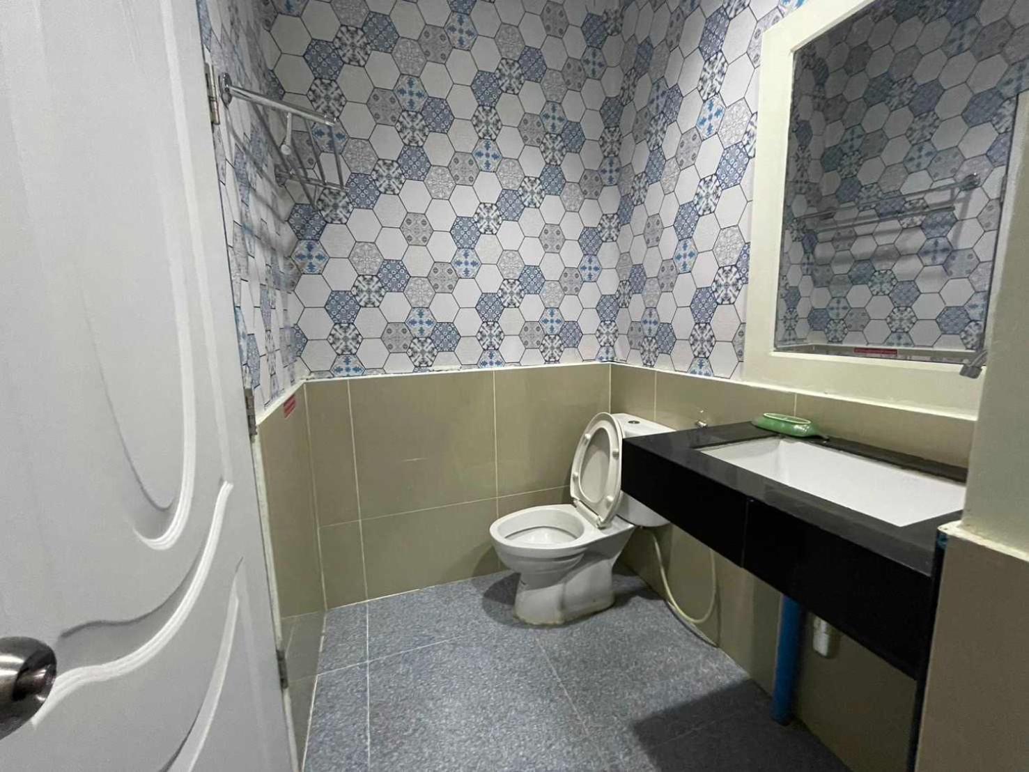 Oyo 75486 Anna Residence Jomtien Exterior foto