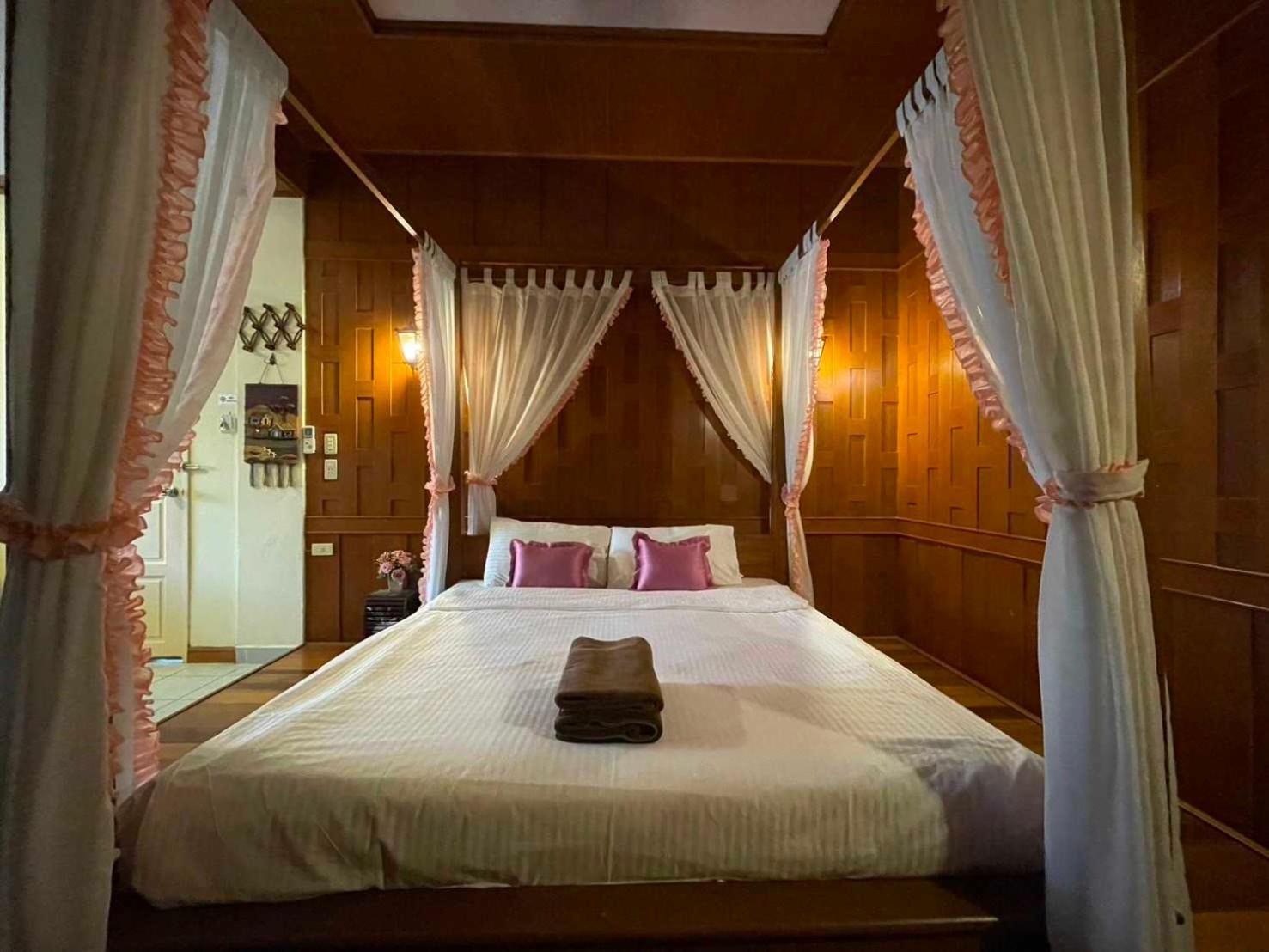 Oyo 75486 Anna Residence Jomtien Exterior foto