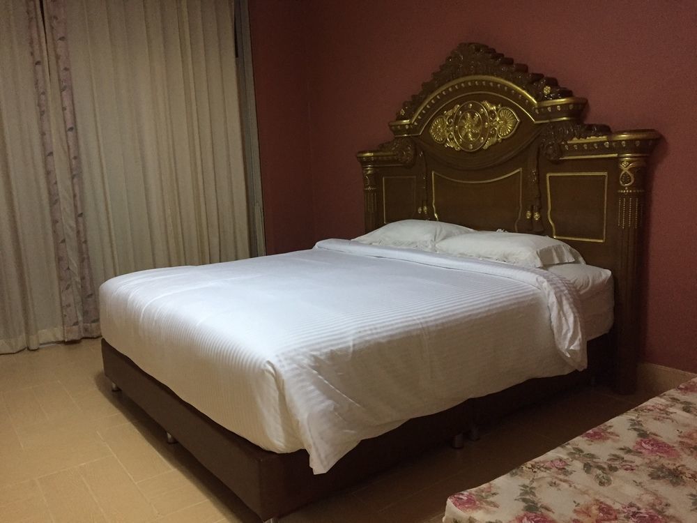 Oyo 75486 Anna Residence Jomtien Exterior foto